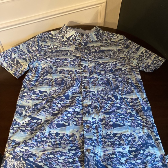 Vineyard Vines Shark Button Down - Picture 4 of 8